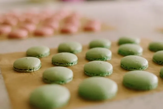 Easy Step-by-Step Guide for Making Macarons