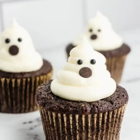 Ghost Halloween Cupcakes