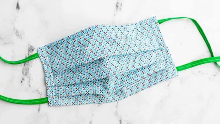 Pleated Face Mask Pattern with Ties or Elastic - Free Printable