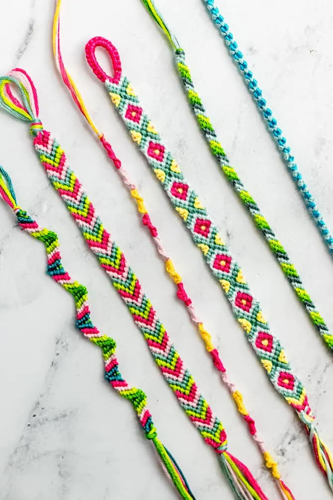 How to Make Friendship Bracelets - Sarah Maker