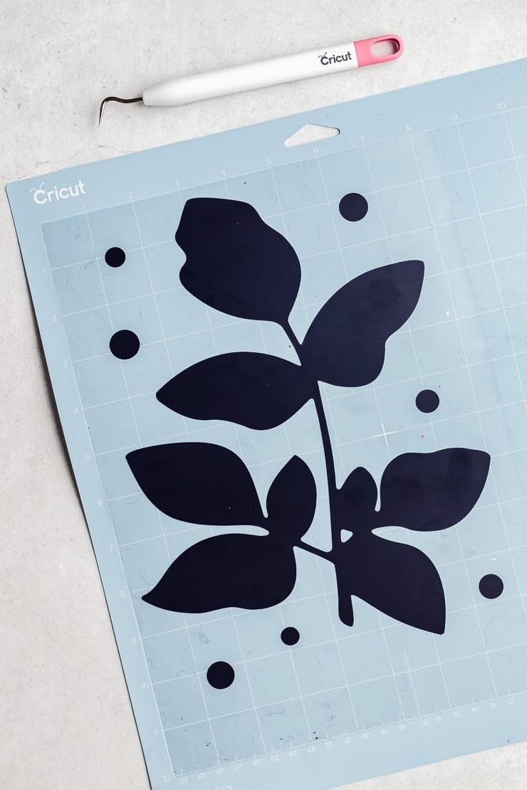 finished weeded vinyl design