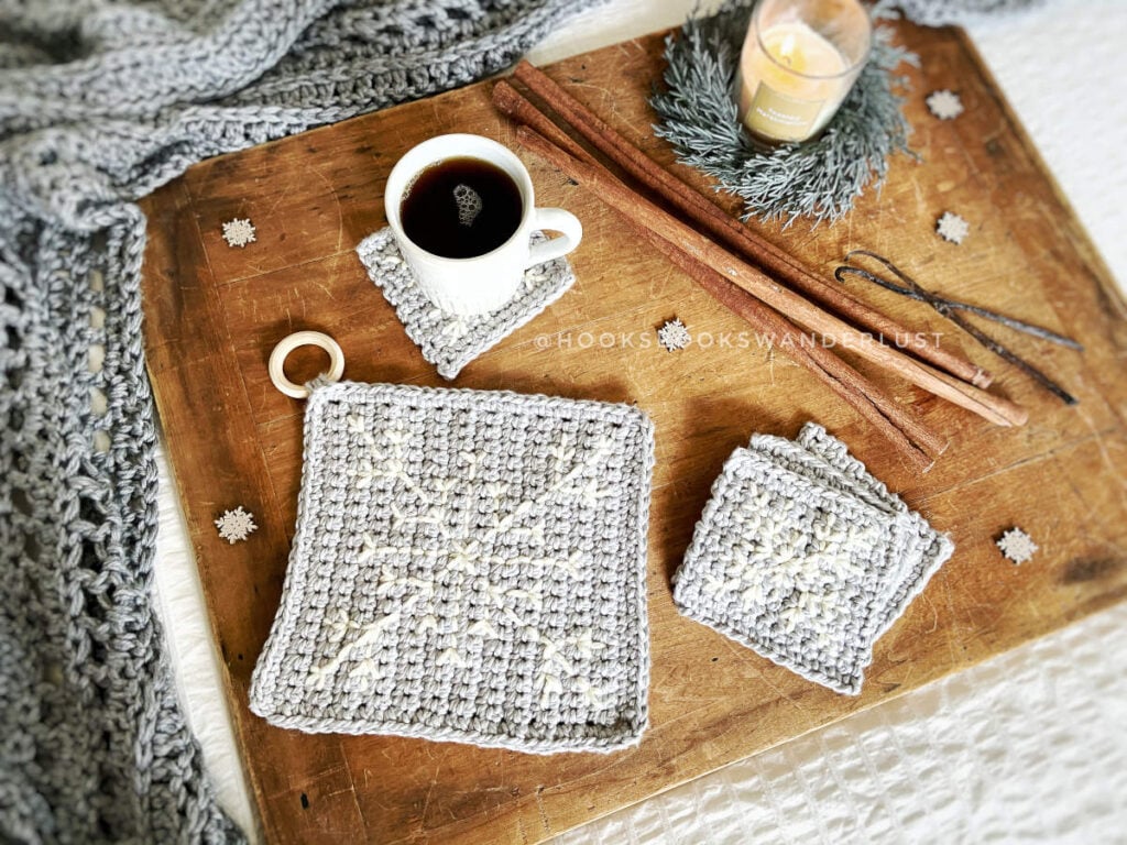 25 Free Crochet Christmas Decor Patterns - Sarah Maker