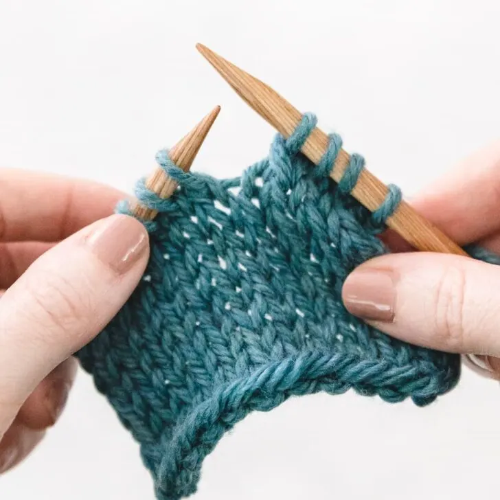 How to Cast On in Knitting for Beginners - Sarah Maker