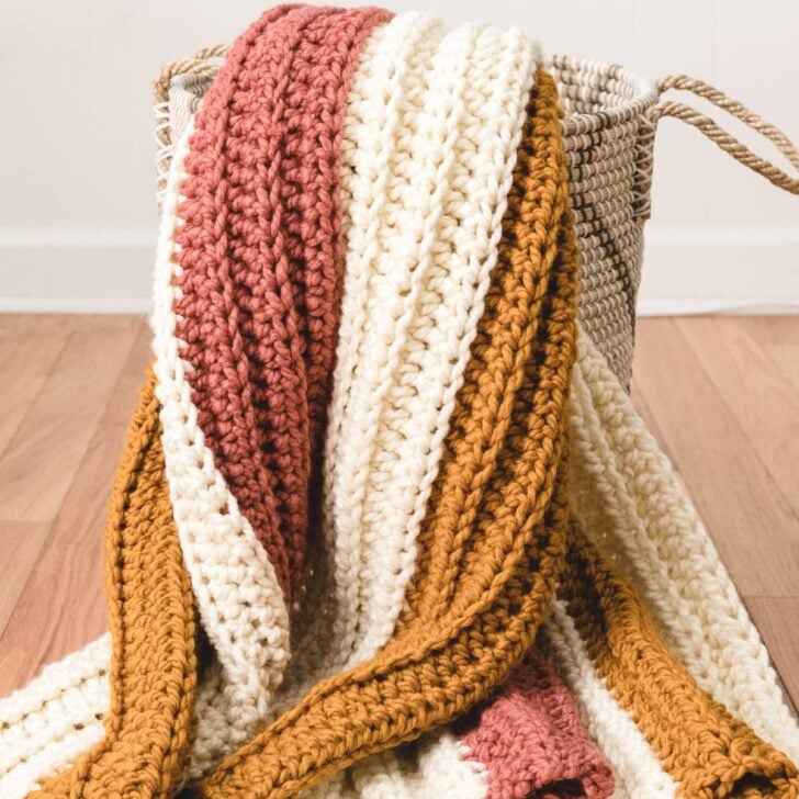 How to crochet a blanket free pattern sarah maker