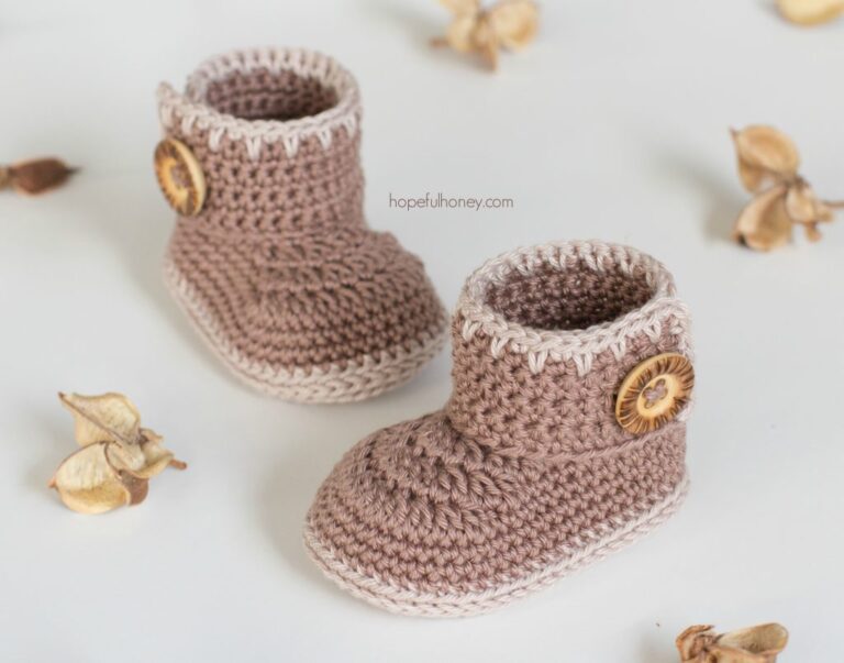 15 Free Crochet Baby Booties Patterns (Great for Beginners!) - Sarah Maker