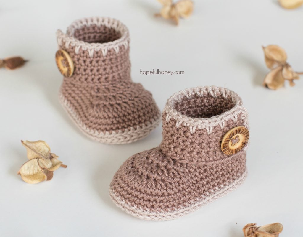 15 Free Crochet Baby Booties Patterns (Great for Beginners!) - Sarah Maker