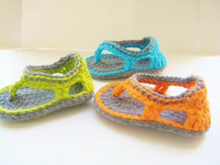 15 Free Crochet Baby Booties Patterns (Great for Beginners!) - Sarah Maker
