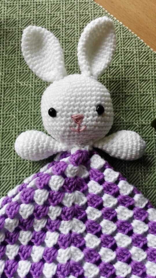 17 Adorable (and Free!) Crochet Bunny Patterns - Sarah Maker