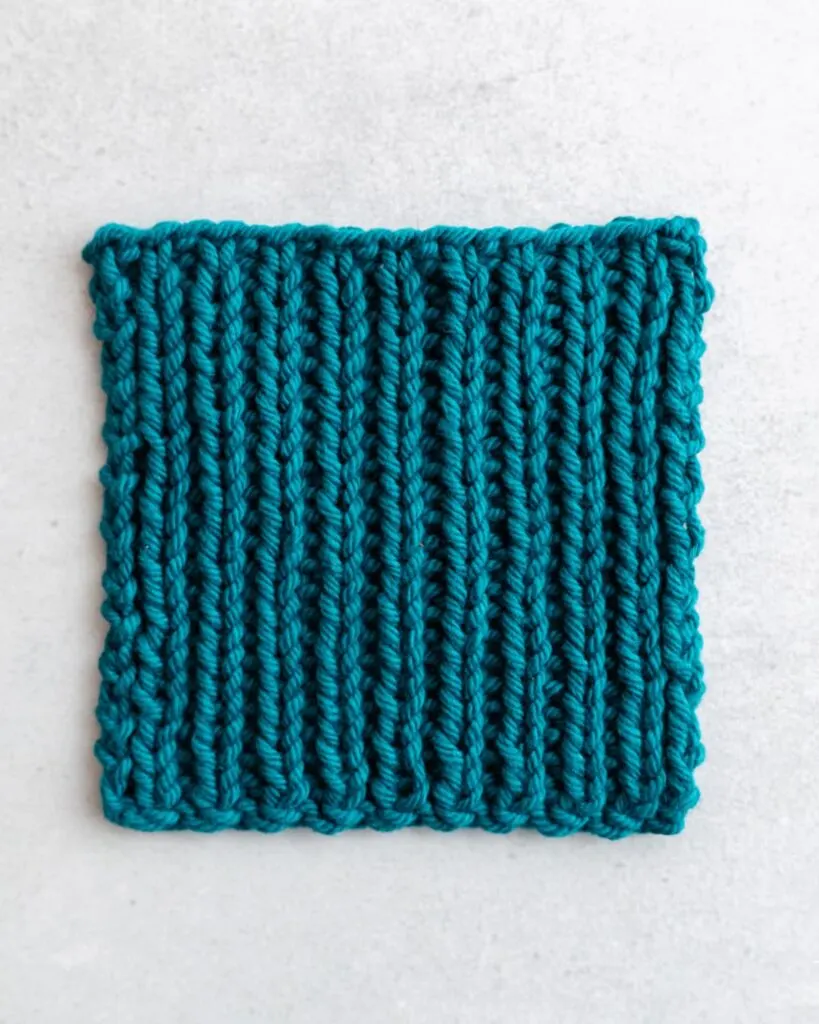 How to Knit Ribbing (1x1 and 2x2) - Sarah Maker